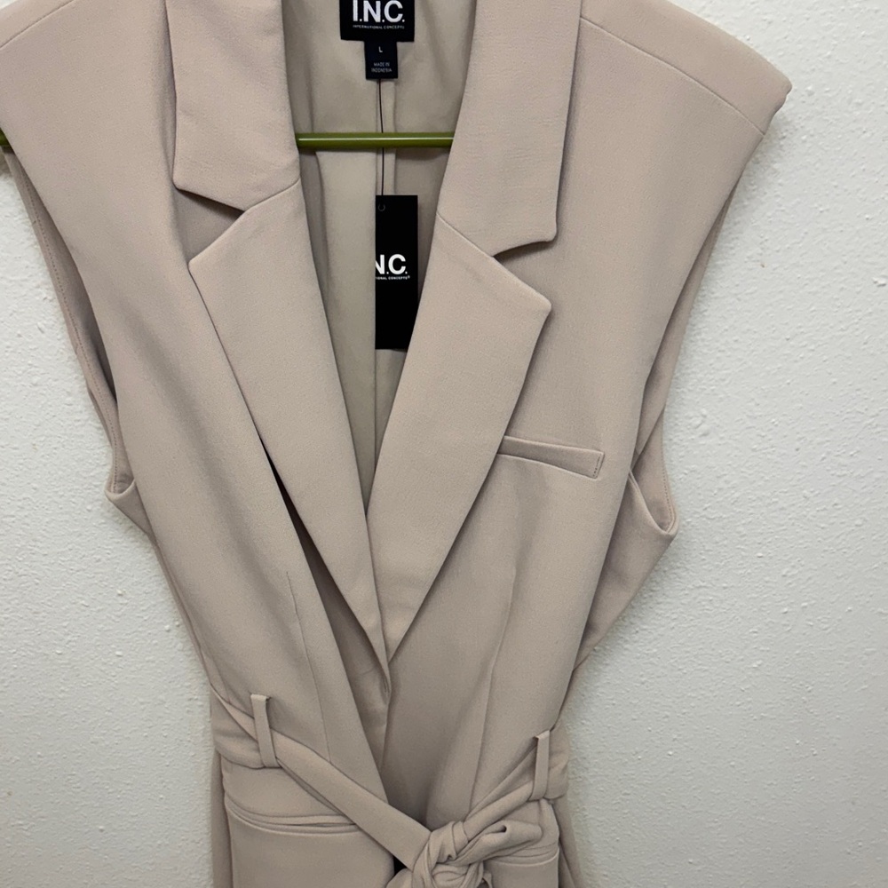 INC International Concepts Cream Sleeveless Blazer